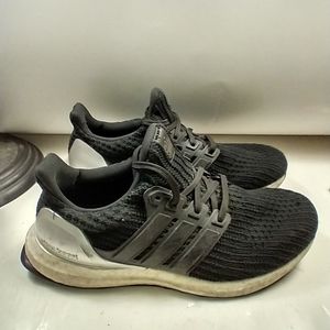 Adidas Ultraboost DNA 4.0 Running Shoes Youth sz 6